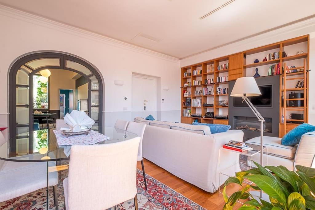 Ht Borromini Penthouse Lägenhet *